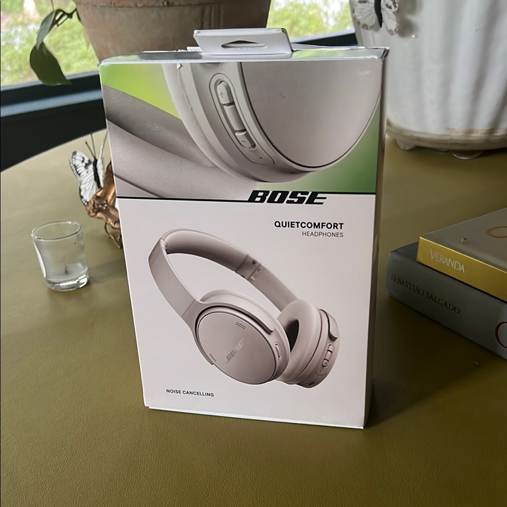 Brand New Bose Quiet Comfort Headphones